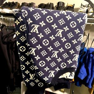 Brand new!! Tag still on it.